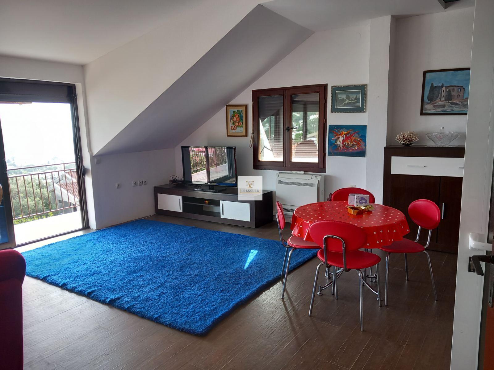 Spacious 3-story house with Sea View in Zankovići, Bar